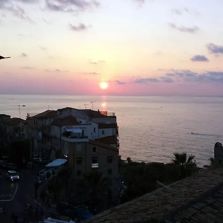 Il Tramonto *
